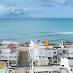 In Pieno Centro E Vicino La بيت للعطل توري سان جيوفاني أوغينتو